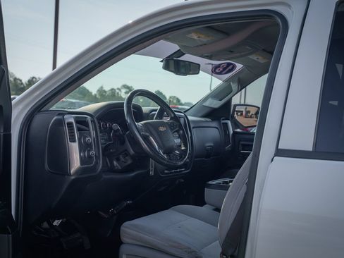 Used 2018 Chevrolet Silverado 1500 LT w/ All Star Edition AWD/4WD image 18