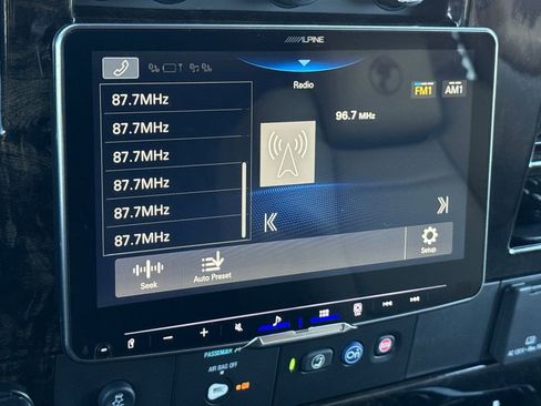 Used 2023 Chevrolet Express 2500 RWD image 23