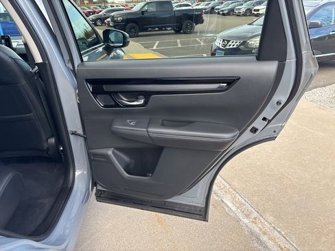 Used 2024 Honda CR-V EX-L image 9