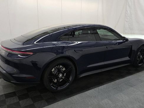 Used 2022 Porsche Taycan 4S image 6