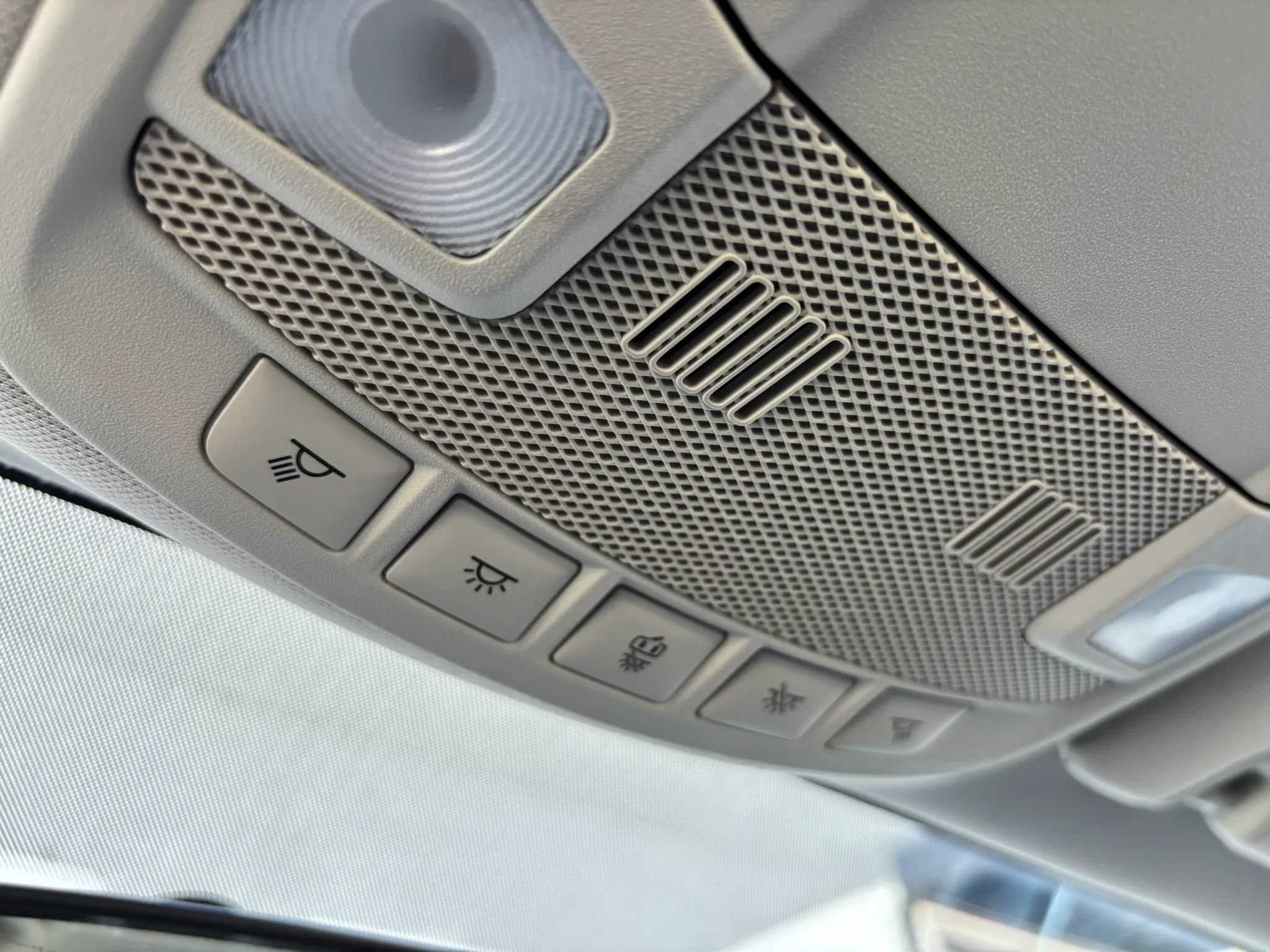 Used 2018 Ford Fusion S FWD image 38