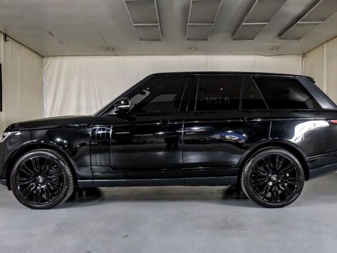 Used 2019 Land Rover Range Rover Supercharged image 11