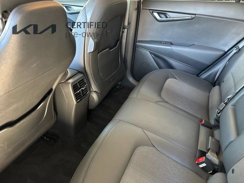 Certified 2023 Kia Niro Wind FWD image 13