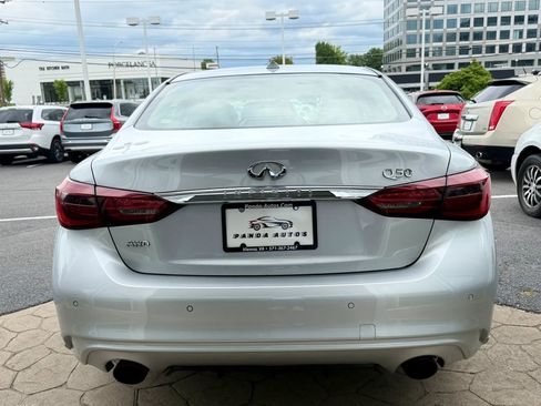Used 2019 INFINITI Q50 Luxe w/ Essential Package (3.0T Luxe) AWD/4WD image 5