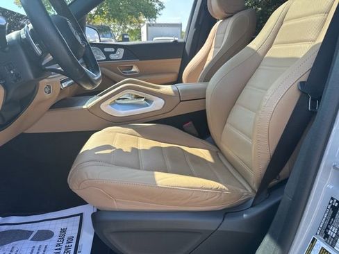 Certified 2024 Mercedes-Benz GLS 450 4MATIC image 19