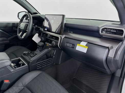 New 2026 Toyota 4Runner TRD Off-Road Premium AWD/4WD image 31