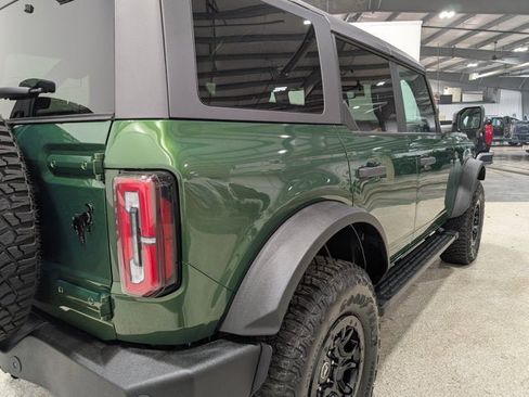 Used 2023 Ford Bronco Wildtrak image 3