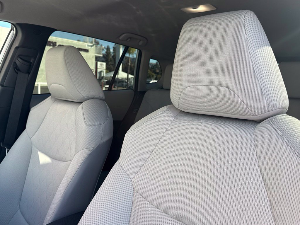 Certified 2026 Toyota Corolla Cross L FWD image 21
