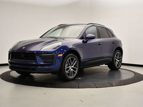 Certified 2026 Porsche Macan Turbo AWD/4WD image 1