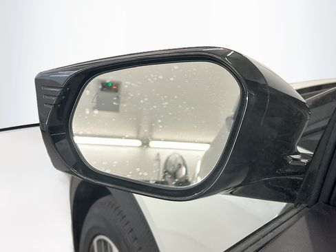 Used 2024 Kia EV6 Light AWD/4WD image 16