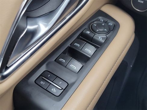 Used 2023 Chevrolet Tahoe Premier image 27