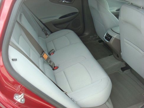 Used 2025 Chevrolet Malibu LT FWD image 23