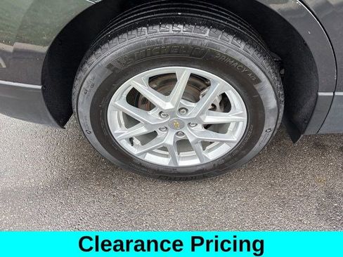 Used 2022 Chevrolet Equinox LT w/ Driver Convenience Package image 45