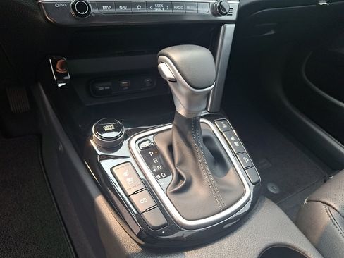 Used 2024 Kia Seltos SX w/ SX Sunroof Package AWD/4WD image 15