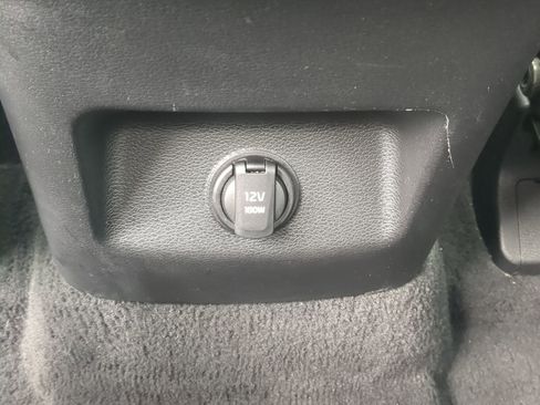Used 2025 Kia Telluride S FWD image 29