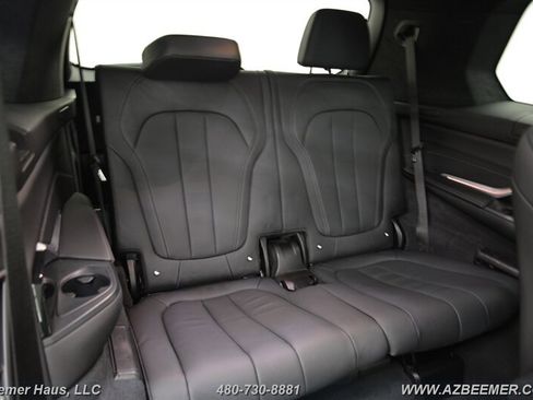 Used 2022 BMW X7 xDrive40i w/ M Sport Package image 23