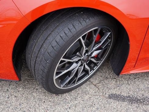 Used 2024 Chevrolet Corvette Stingray Premium Cpe w/ Z51 Performance Package image 13