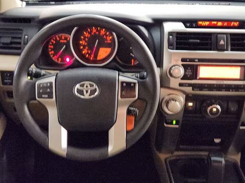 Used 2013 Toyota 4Runner SR5 w/ Convenience Pkg RWD image 24