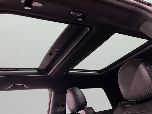 Used 2016 MINI Cooper S image 32