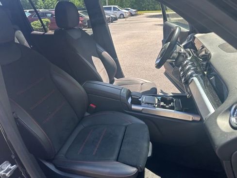 Certified 2023 Mercedes-Benz GLB 250 image 18