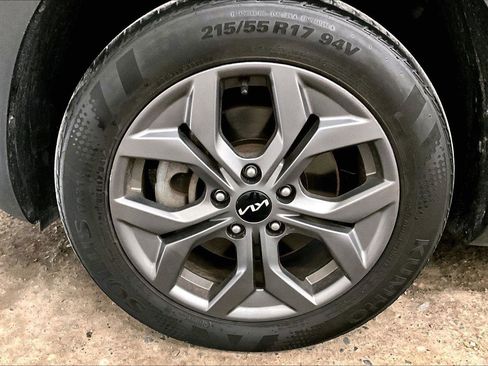 Used 2024 Kia Seltos S image 8