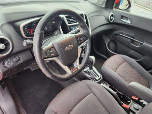 Used 2018 Chevrolet Sonic LT image 15