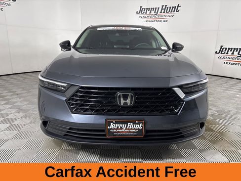 Used 2025 Honda Accord SE image 3