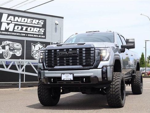 Used 2024 GMC Sierra 2500 Denali Ultimate AWD/4WD image 1
