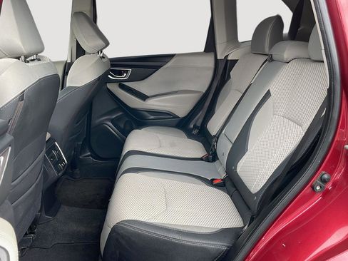 Used 2021 Subaru Forester Premium image 12