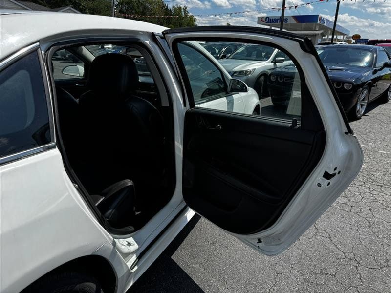 Used 2015 Chevrolet Impala LTZ FWD image 11