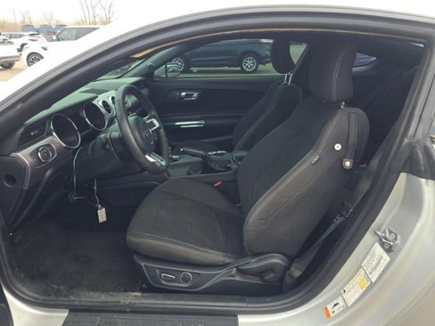 Used 2015 Ford Mustang GT RWD image 13
