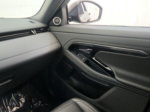 Used 2022 Land Rover Range Rover Evoque R-Dynamic SE AWD/4WD image 24