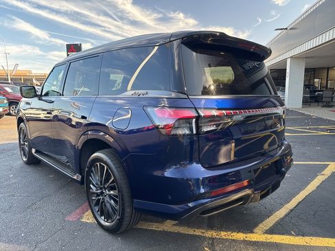 Used 2025 INFINITI QX80 Autograph image 10
