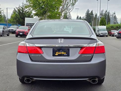 Used 2015 Honda Accord Sport image 4