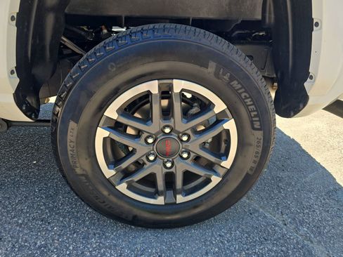 Used 2025 Toyota Tacoma TRD Sport RWD image 34