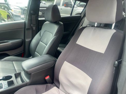 Used 2021 Kia Sportage S FWD image 8