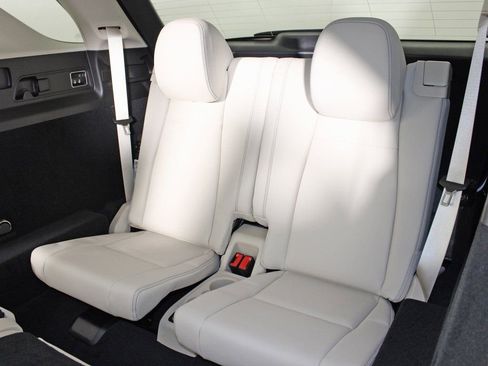 Certified 2026 Mercedes-Benz GLE 350 4MATIC image 33