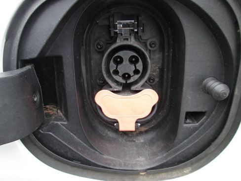 Used 2020 Chevrolet Bolt LT image 12