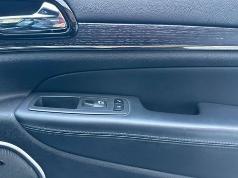 Used 2019 Jeep Grand Cherokee High Altitude AWD/4WD image 21