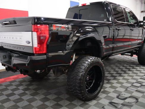Used 2017 Ford F350 Platinum w/ Platinum Ultimate Package AWD/4WD image 22