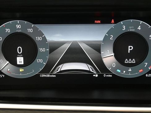 Used 2023 Land Rover Range Rover Evoque S AWD/4WD image 12