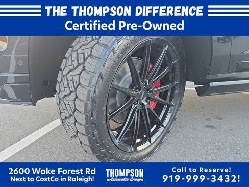 Used 2026 Cadillac Escalade V AWD/4WD image 34