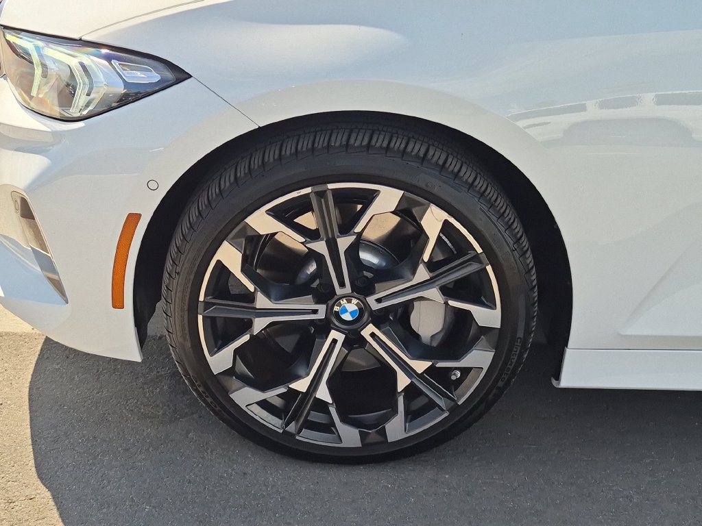 Used 2026 BMW 330i Sedan RWD image 28