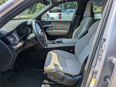 Certified 2026 Volvo XC90 B6 Plus w/ Protection Package Premier AWD/4WD image 21