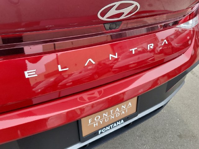Used 2024 Hyundai Elantra SEL FWD image 22