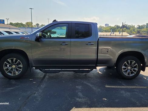Used 2021 Chevrolet Silverado 1500 LT AWD/4WD image 3