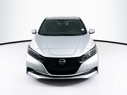 Used 2024 Nissan Leaf S FWD image 2