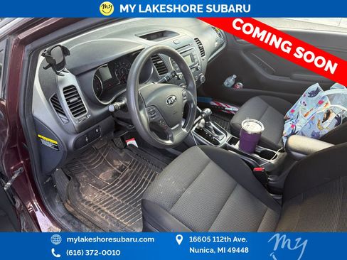 Used 2017 Kia Forte LX FWD image 9