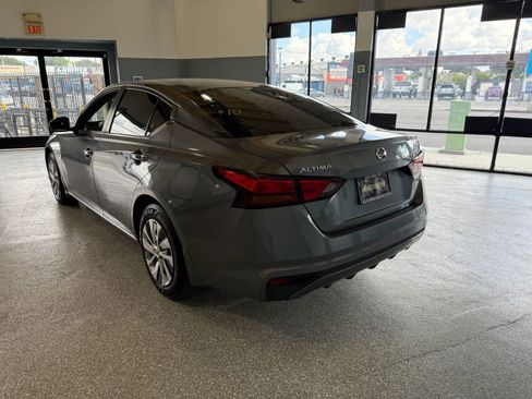 Used 2021 Nissan Altima 2.5 S FWD image 5