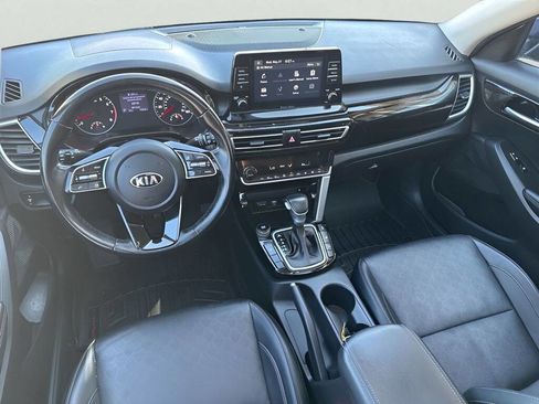 Used 2021 Kia Seltos EX AWD/4WD image 15